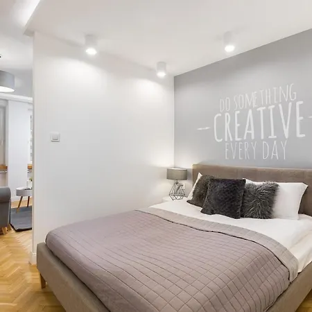 Rent Like - Zlota 65 Ii * Warsaw